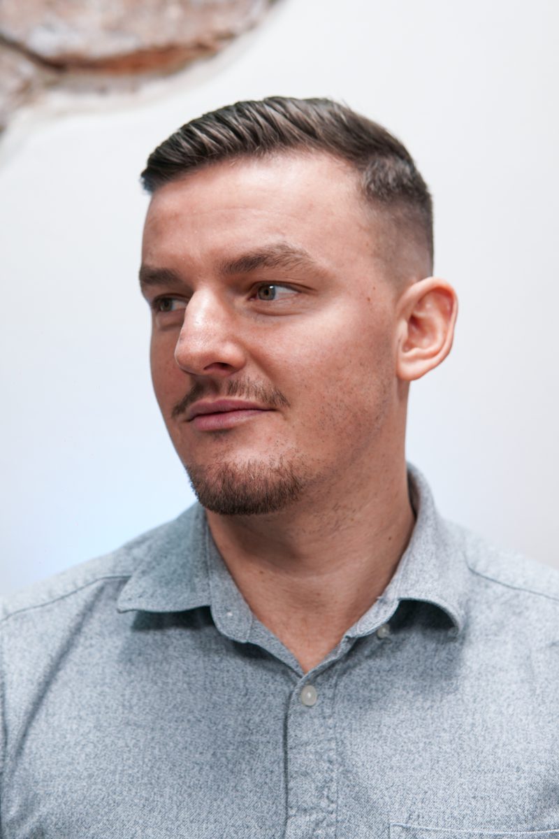 Zarovnané vousy